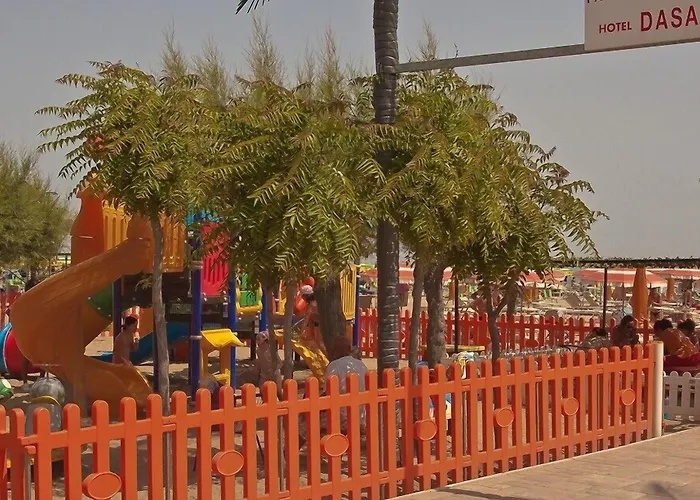 מלון Dasamo - Dada 3*