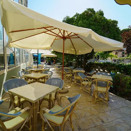 Dasamo - Dada Otel