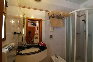 Dasamo - Dada Otel
